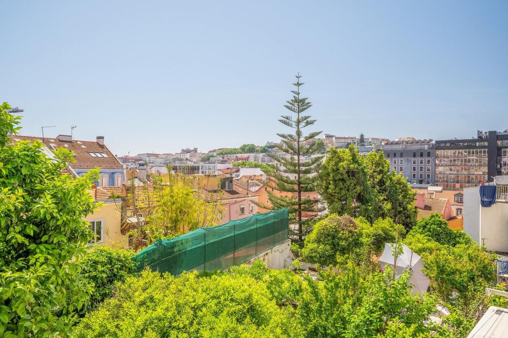 Apartamento Guestready - Lemon House With Private Garden Lisboa